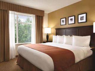Фото отеля Country Inn & Suites by Radisson, Oklahoma City - Bricktown, OK