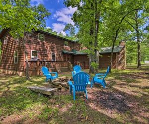 Cozy Broken Bow Cabin w/ Hot Tub - 5 Mins to Lake! Stephens Gap United States