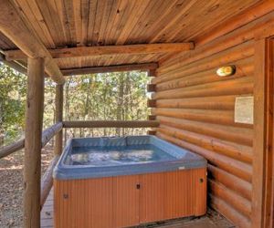 Quiet Cabin 4 Mi to Broken Bow Lake, Hot Tub Stephens Gap United States