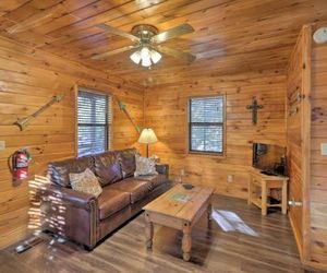 Cozy Cabin w/Hot Tub 4 Mi to Broken Bow Lake Stephens Gap United States