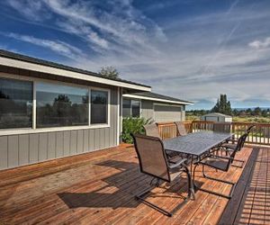NEW-Updated Home w/2 Decks on Central Oregon Canal Bend United States