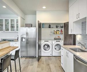 Recently Built Depoe Townhome w/ Ocean Views! Depoe Bay United States