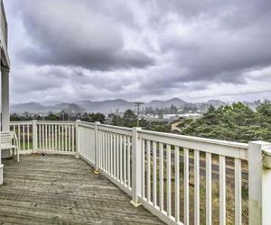 Coastal Oregon Home w/Views - Walk to Beach! Pacific City United States