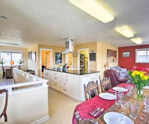 Waldport Townhome w/ Dog Run on Alsea Bay! Waldport United States