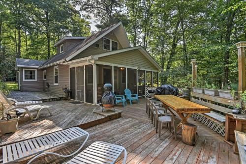 Photo of Peaceful Home with Deck Near Lake Wallenpaupack!