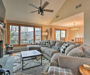 Home w/ Game Room, 3 Min to Camelback Mtn Resort! Tannersville United States