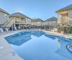 Coastal Cottage Getaway - Walk to the Beach! Vaught United States