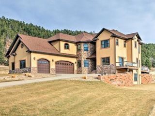 Фото отеля Great 5BR Deadwood Area Home with Hot Tub and Game Room