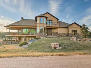 Фото отеля Expansive Black Hills Forest Home with Deck and Grill!