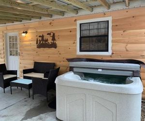 Wild Reindeer *New Cabin 5min From Parkway*HOTTUB Sevierville United States