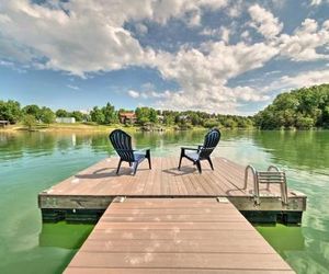 Douglas Lake Home w/Floating Dock & Gas Grill Sevierville United States