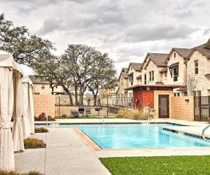 Upscale & Modern Austin Townhome w/ Pool Access! Cedar Park United States