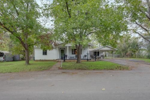 Photo of Winslons Texas Star - Belton Family Home!