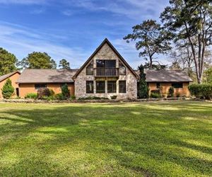 7.5-Acre Private Ranch Home w/ Pool+Game Loft Tomball United States