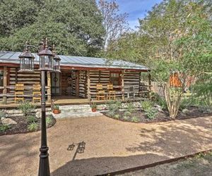 Custom Texas Cabin Studio - 5 Min to Gruene Hall New Braunfels United States