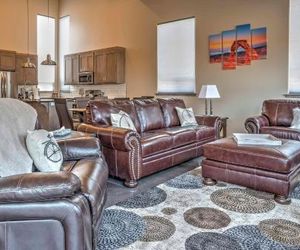 Upscale Moab Home w/ RedRock Views+HotTub & Patio Moab United States