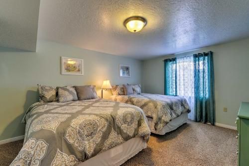 Photo of Serene Apt with Hot Tub Less Than 3 Mi to Palisade State Park