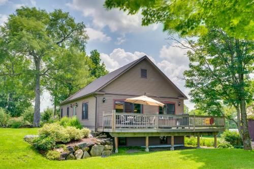 Photo of Hardwick Family Home on VAST Snowmobile Trail