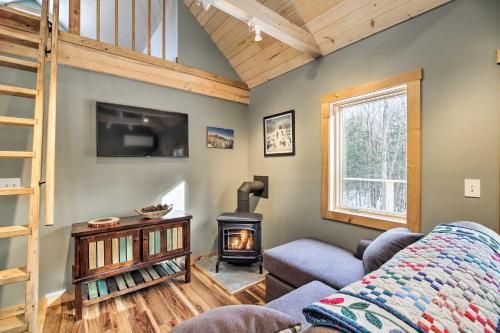 Photo of Newly Built Cabin with Hot Tub - 16 Mi to Stowe Mtn!