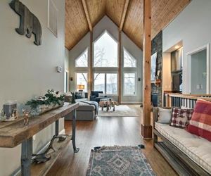 Lavish Wintergreen Home w/Hot Tub by Skiing! Wintergreen United States