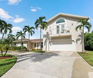 Fairlawn Court Pool Home Marco Island United States