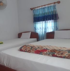 NearBy Hotel