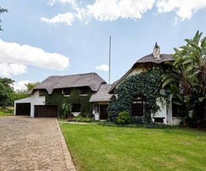 Spacious, secure, private one bed-roomed cottage Midrand South Africa