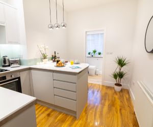 Elegant Central Apartment-Parking-University Plymouth United Kingdom