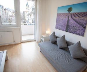 Huge Deluxe City Center Balcony Suite, 11 persons Innsbruck Austria