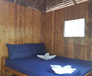 Large Ensuite double bedroom  @ Nirvana resort Moalboal Philippines