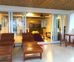 BANTAYAN ISLAND INDAY HONEYMOON SUITE San Remigio Philippines