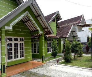 Villa Darsono Batu Indonesia