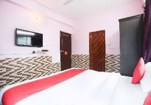 OYO 69062 City Palace Bidhan Nagar India