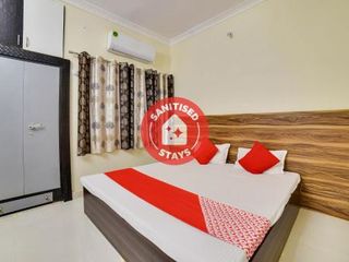 Hotel pic OYO 66217 Oxy Corporate Guest House 2.0