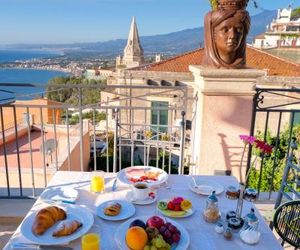 Casa Turchetti Taormina Italy