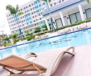 Cozy Condo with NETFLIX, KTV & 25mbps fibr wifi Davao Philippines