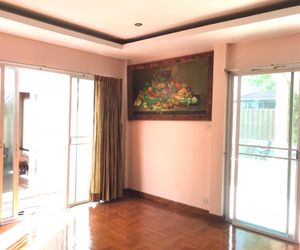 Thai Style Villa Perfect for Family Bang Kapi Thailand