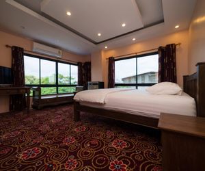 Thongtara House Boutique (Deluxe Double Room2) Bang Na Thailand