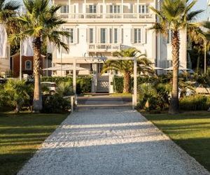 Villa Grey Forte dei Marmi Italy