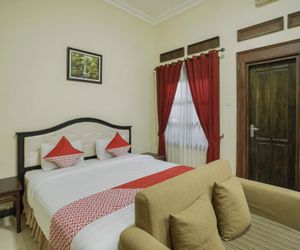 OYO 804 Ndalem Maharani Guest House Yogyakarta Indonesia