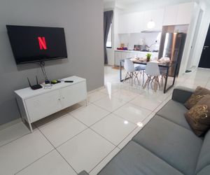 2BR Kenwingston w Netflix Cyberjaya IdealHub 33A Cyberjaya Malaysia