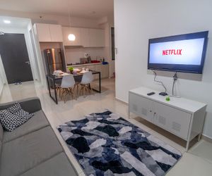 2BR Kenwingston with Netflix By IdealHub 09 Cyberjaya Malaysia