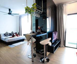 MLH Deluxe Studio Suites @ Landmark Residence Kajang Malaysia