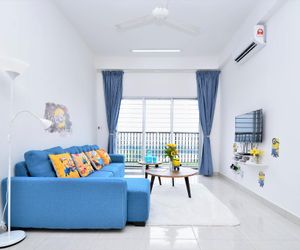 Minions Homestay Near KLIA 8-12pax Wifi+Atari Game Puchong Malaysia