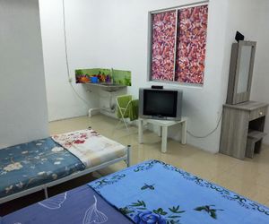 BLodgin Family Mini Studio Sungai Buloh Malaysia