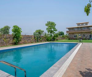 Stylish 7-bedroom farmhouse with a pool/72689 Sohna India