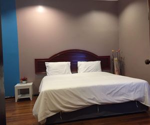 Nawaporn Place Double bed king size Phuket Town Thailand