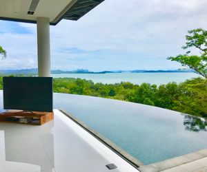 Oceanview Escape Villa 5BR w/Pool & Breakfast Paklok Thailand