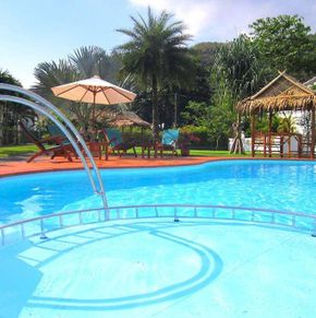 NearBy Hotel
