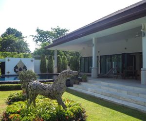 High Standing Villa for Family with Pool Rawai Thailand